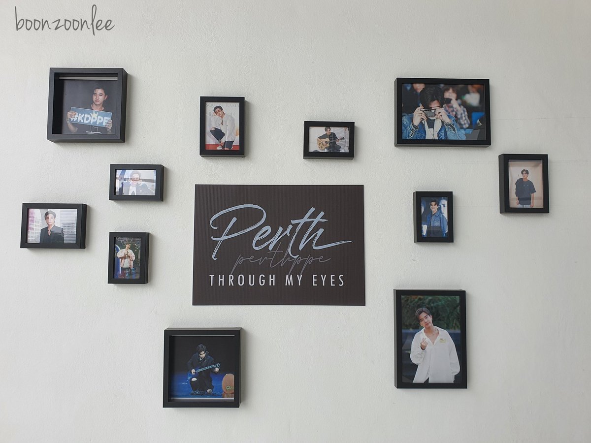 boonzoonlee's tweet photo. วันนี้ได้มาดู Gallery ที่ มศว. น่ารักทุกรูปเลย 🥰🎂🖤🐯🎁
"Projcet Happy Perth's Day 2020" (1)
#KDPPE
#PerthTanapon
#HappyPerthDay19th
#PerthDayfromUS
📌 Location : G23 Gallery,SWU
By : @ornvim / @spmpteam https://t.co/bsFYp5wGId