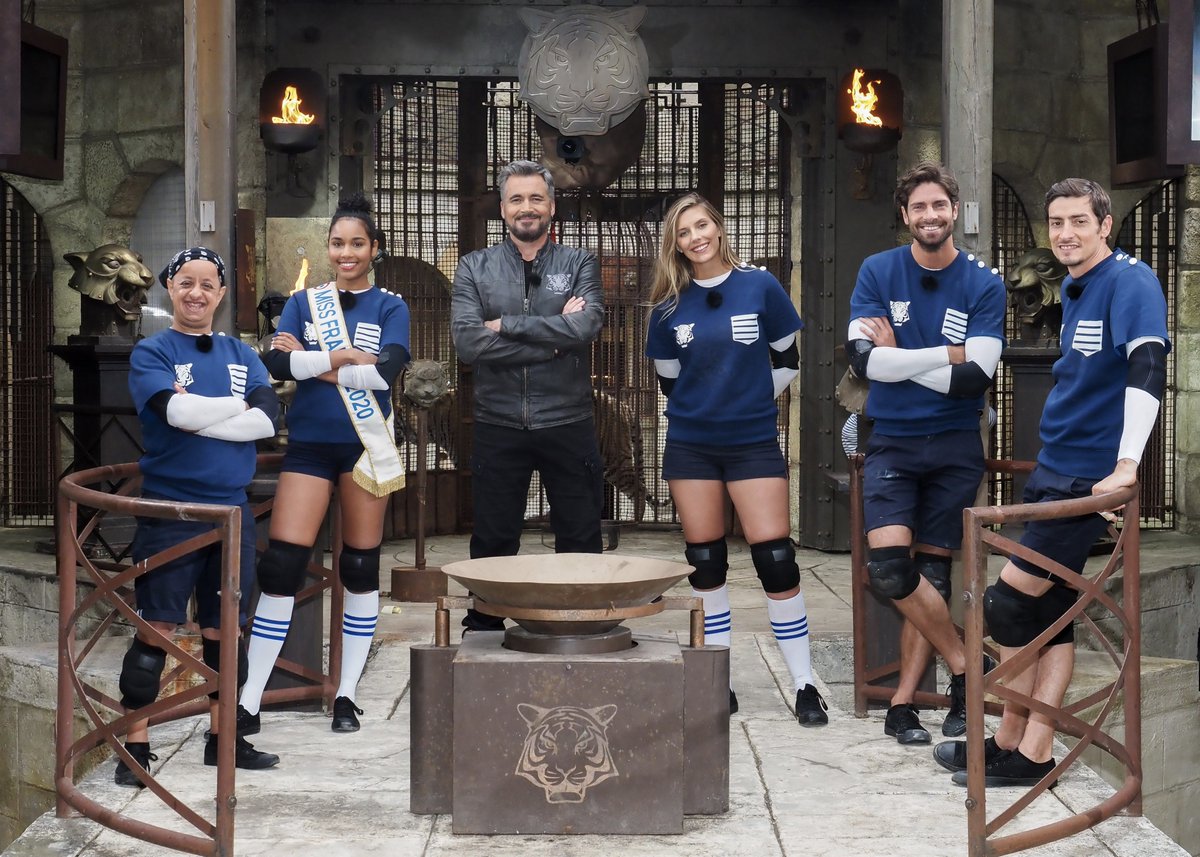 Alpfr's tweet photo. #AUDIENCES #FortBoyard leader toutes cibles :
📌 3,5 M de Tvsp (Meilleur lancement depuis 2009)

✅ 20,4% de PdA en 4+
✅ 23,3% de PdA en Frda 15-49
✅ 45,5% de PdA en 4/10
✅ 27,8% de PdA en 15/24

Bravo à @olivierminne &amp; aux participants.

Merci pour votre fidélité. 🥳😍 https://t.co/CBFeDreGkN