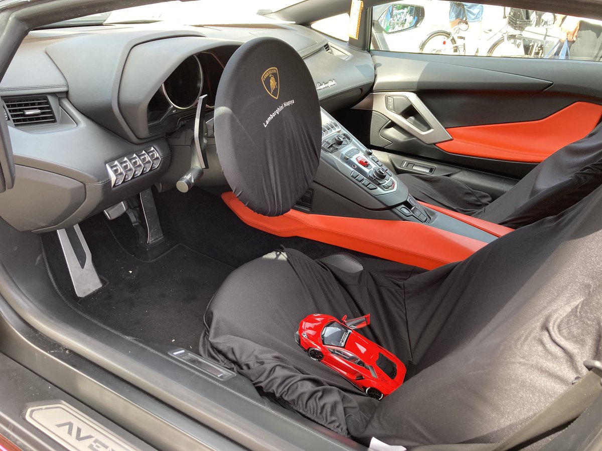 #栄モーターショー 
<a href="/kajintador/">牛飼いペータ</a> 
走行みたい車、