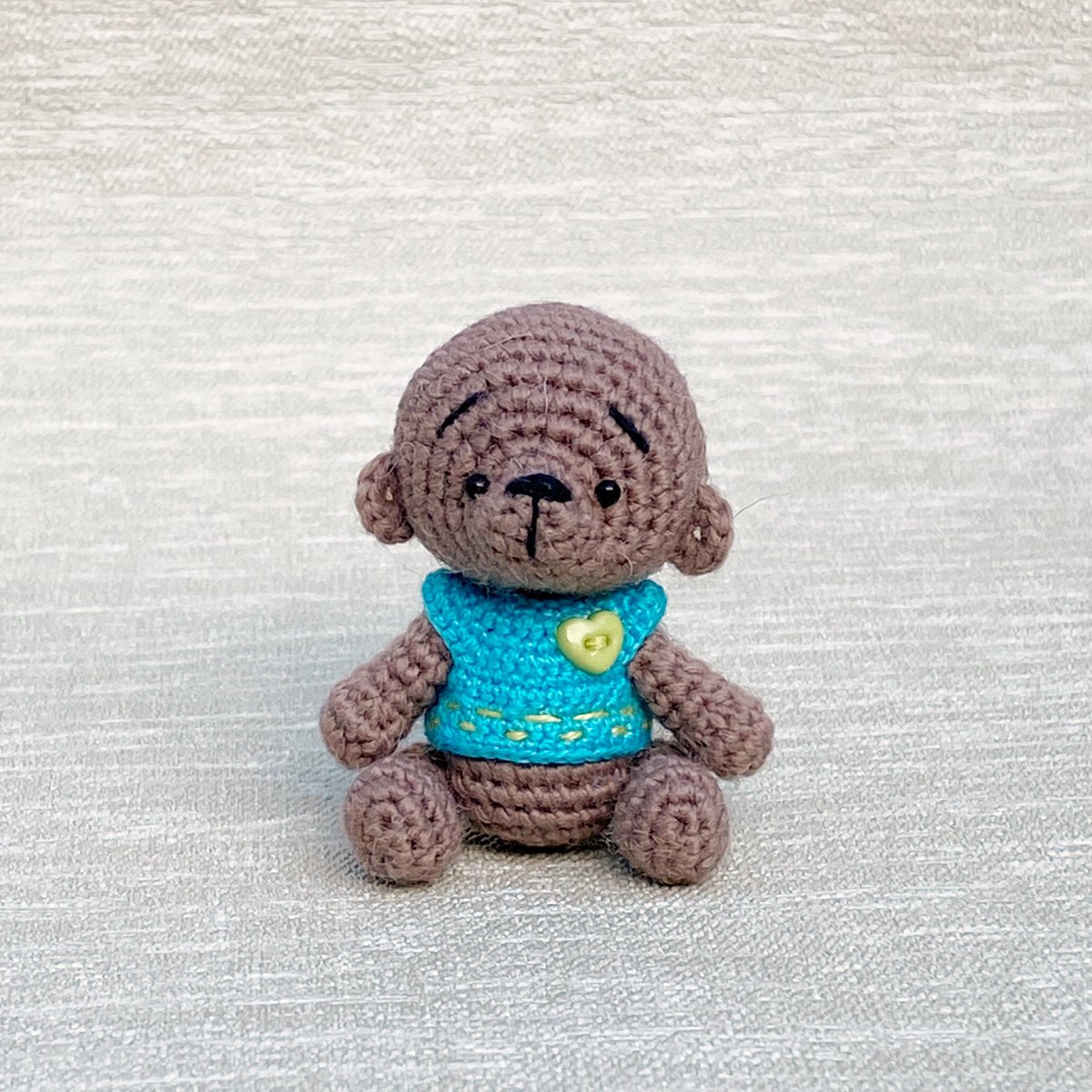 CrochetToy's tweet photo. Tiny teddy bear Stuffed brown bear miniature animal https://t.co/1GlBcTjyq5 #birthday #gift #etsy #crochetbear #crochet #teddybear #miniature #amigurumi #minitoy #stuffedtoy #fluffybear #cutebear #collectorbear #dollhouse #woodland #animals #miniatureanimal #loverbear https://t.co/3BQBwFYSmg