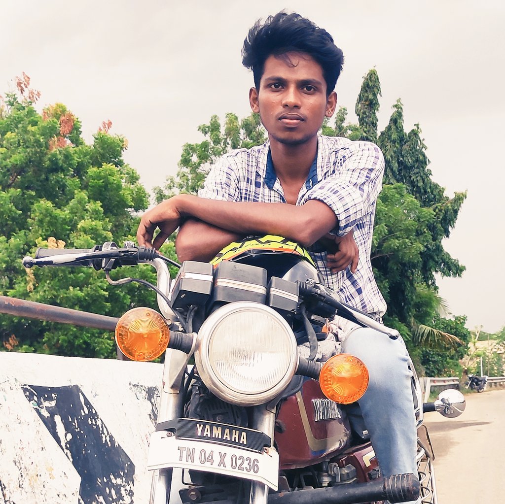 KesavaRajendran's tweet photo. #NewProfilePic
#2stroker https://t.co/73jGA0uZl8