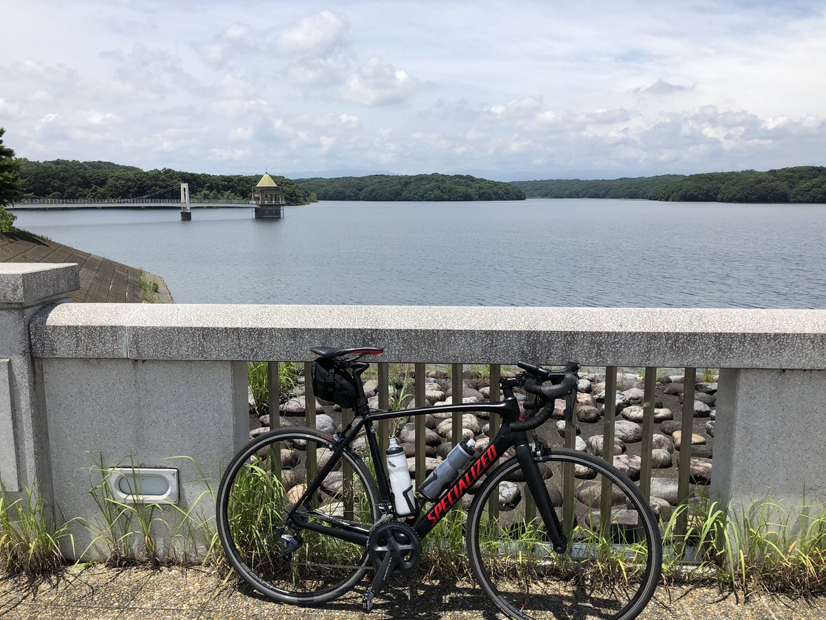ほっぴ 今日は多摩湖から狭山湖へ行き そこから川越で昼食べて 荒サイで帰りました やっぱ荒サイは落ち着く 初の距離80km だったけど なんとか走りきった 100kmまでもうちょい