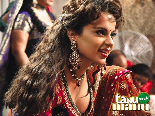 In  #TanuWedsManu,  #KanganaRanaut displayed brilliant comic timing, treated Madhavan’s character as doormat at times; but still you cant think negative of her character! Frm a carefree woman enjoying her teens to the fullest; to a woman hopelessly in love; she ws BRILLIANT!