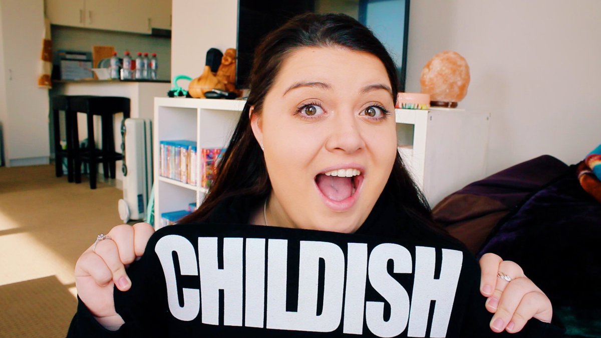 sociallychonny's tweet photo. 50 FACTS ABOUT ME ✨ 
New video now up on my @YouTube channel SociallyChonny 🧸
#YouTube #50FactsAboutMe #Subscribe #SociallyChonny
https://t.co/fnlsDAHCyD https://t.co/5vPK7XQgxo