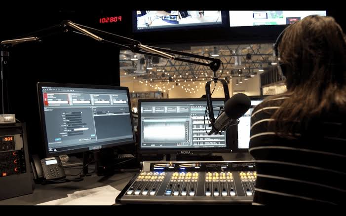 MediaDok's tweet photo. Don't you think OAP's should have Managers/Agents ? 
Just like what happens in football world....

#SundayThoughts 
#Ibadan
#Radio
#Entaglement https://t.co/fitFgyAhdN