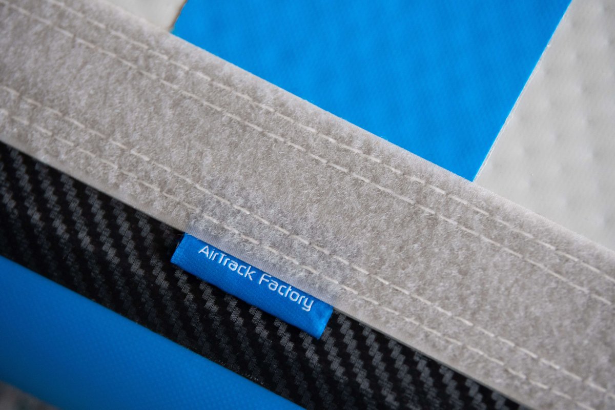 GymaidLtd's tweet photo. It's all in the details π€©
closeup #airtrack #airfloor #airfloorhome #airtrackfactory #quality https://t.co/xuWYKJ2WQY