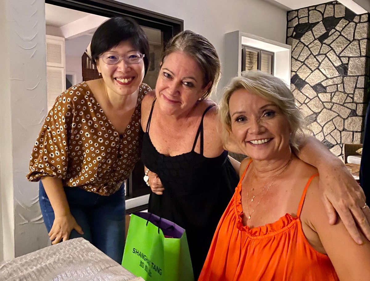 DestiSaint's tweet photo. Many of you may know our fabulous colleague, Rachel Breeman, from the events that we've held or participated in. So we're very sad to bid a fond farewell to Rachel as she begins her new adventure in another country.

Take care Rachel, we're going to miss you so much! xoxo https://t.co/AmmZcvyIwF