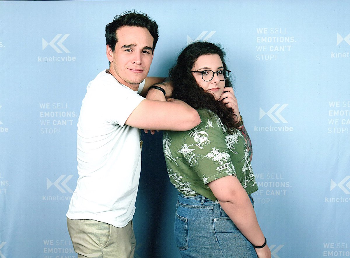 rit4alpesto's tweet image. In Italy we don’t say “i love you” we say “pezzi di cuore” @arosende @TessaMossey #ITAInstituteCon3 🍞🍌🍝♥️
