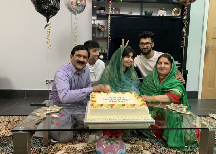 Happy jubilant birthday   Malala Yousafzai.
Your solo pic is ample for many to learn 
Stay strong 
