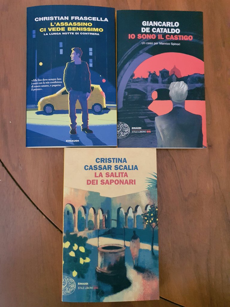 Il noir che corre su e giù per l'Italia (#Torino #Roma #Catania), tre buonissime letture, tre libri imperdibili. @chris_frascella #GiancarloDeCataldo @CriCassar @Einaudieditore #follipergialli