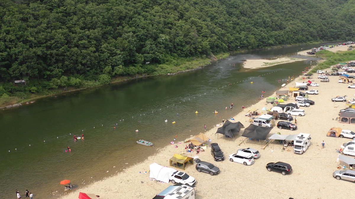 docu3days's tweet image. 시원한 여름 휴가지가 고민된다면...! 
.
올 여름엔 차박🚙🚙🚙을😊😊
.
정해진 길도 시간도 없는 
4바퀴로 떠나는 자유로운 차박여행 
.
길이 아니어도 좋아💕
홍천강 차박 72시간
.
오늘 밤 11시 10분 KBS2tv에서 함께해요~