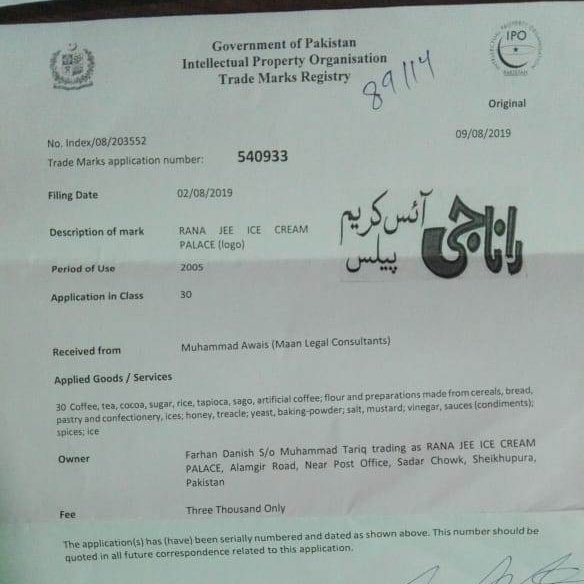 #NewProfilePic
کہا ہوتی ہیں پوری ساری خواہشیں.
            مرشد
بارش بھی ہو چائے بھی ہو اور پھر تم  بھی ہو