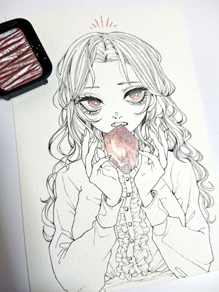 ドローイング4種できました?✨

それぞれ角度によって色が変わる偏光ラメを使用しています。
15日からの #稀石の導き に持っていきます 