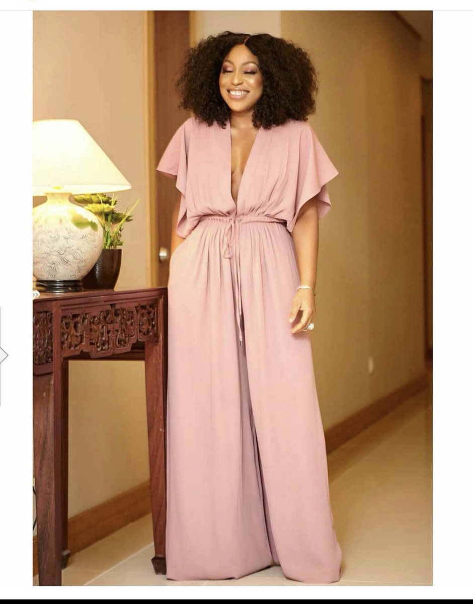 cherry4lv's tweet image. Happy birthday Queen mother. We love the way u supported and still supporting our favorites ❤️❤️❤️#merike #MercyXIkePacesetters