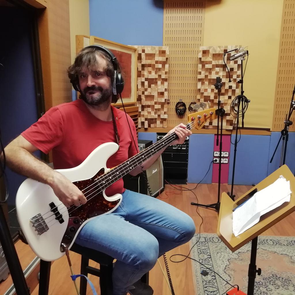 infinityrecord's tweet image. Vuelve la música a la normalidad, con mucho talento Toni Brunet, Joe Eceiza, Dani Patillas, Jorge García en infinity Estudio