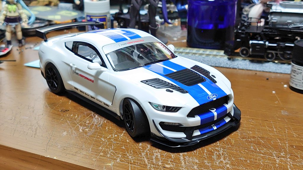 フルペイントタミヤ、マスタングボディー 1/ ホビー・楽器・アート フルペイントタミヤ、マスタングボディー