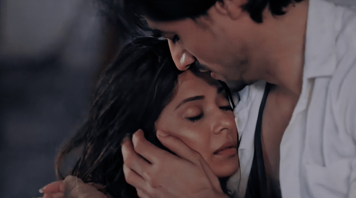 — Pal mein Shaitaan...Pal mein Rajkumar —They unintentionally led them to life threatening situations nd then themselves came to their rescue ~  #Arshi  #ipkknd  #AdiYa  #Bepannaah ~