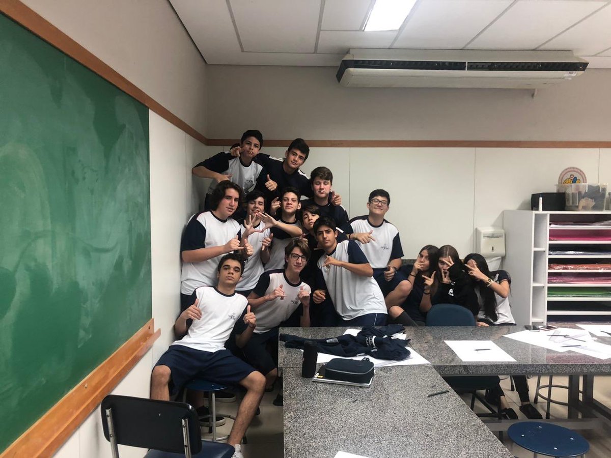 guii_iorio's tweet photo. saudades 2019 foi o melhor ano da minha vida fácil🤩 https://t.co/OwbVvMUZko