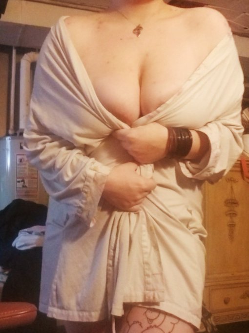 Check out my new videos! I just really wanted to play around in my robe and show off my new tattoo more 💛Onlyfans💛 JUST<a href="/tag/tattoo"class="tags"><span>#tattoo</span></a><a href="/tag/carebears"class="tags"><span>#carebears</span></a><a href="/tag/watercolor"class="tags"><span>#watercolor</span></a><a href="/tag/bodypaint"class="tags"><span>#bodypaint</span></a><a href="/tag/40k"class="tags"><span>#40k</span></a>