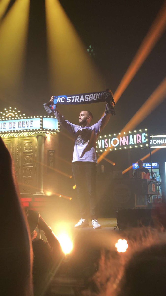 BO_Analyse's tweet photo. ⚠️ Rares images en provenance du futur ⚠️

🗓 13 Juin 2022
🏟 Stade de la Meinau
📍 Strasbourg
🎤 Concert de @bigfloetoli https://t.co/bWPeyigb0R