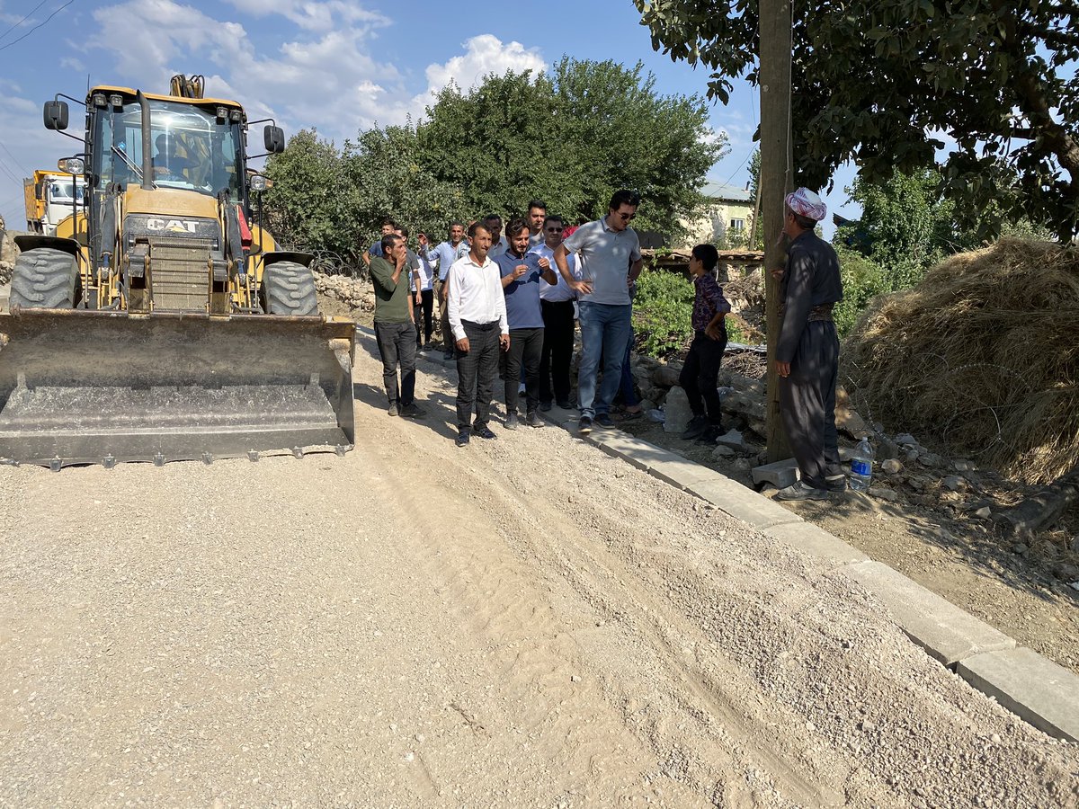 Gökçetaş ve Uslu köyümüzün kilitli parke taşı çalışmalarımız devam ediyor...