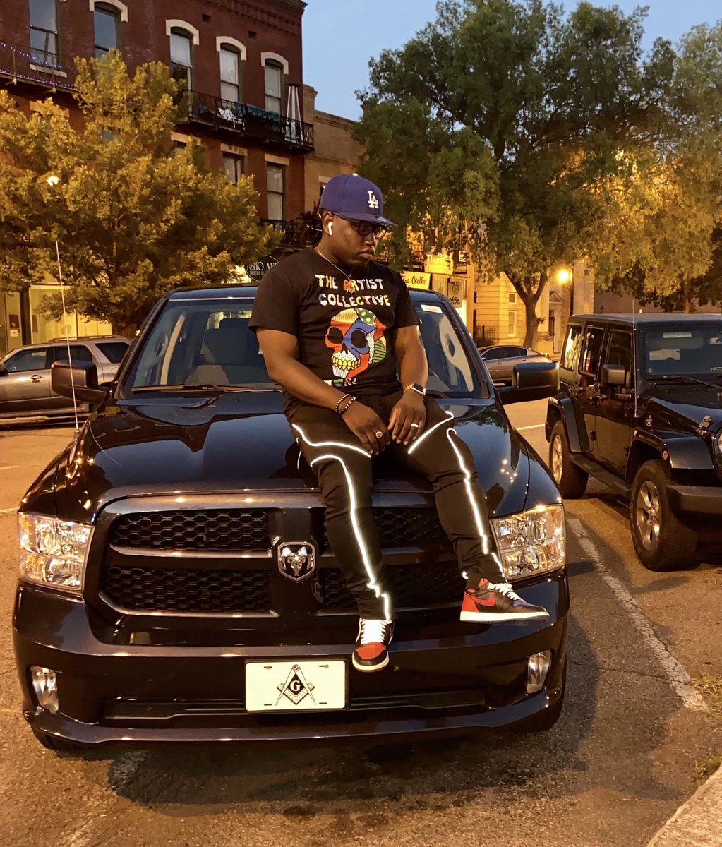 ejaytalk's tweet image. #NoKizzy 🤟🏾