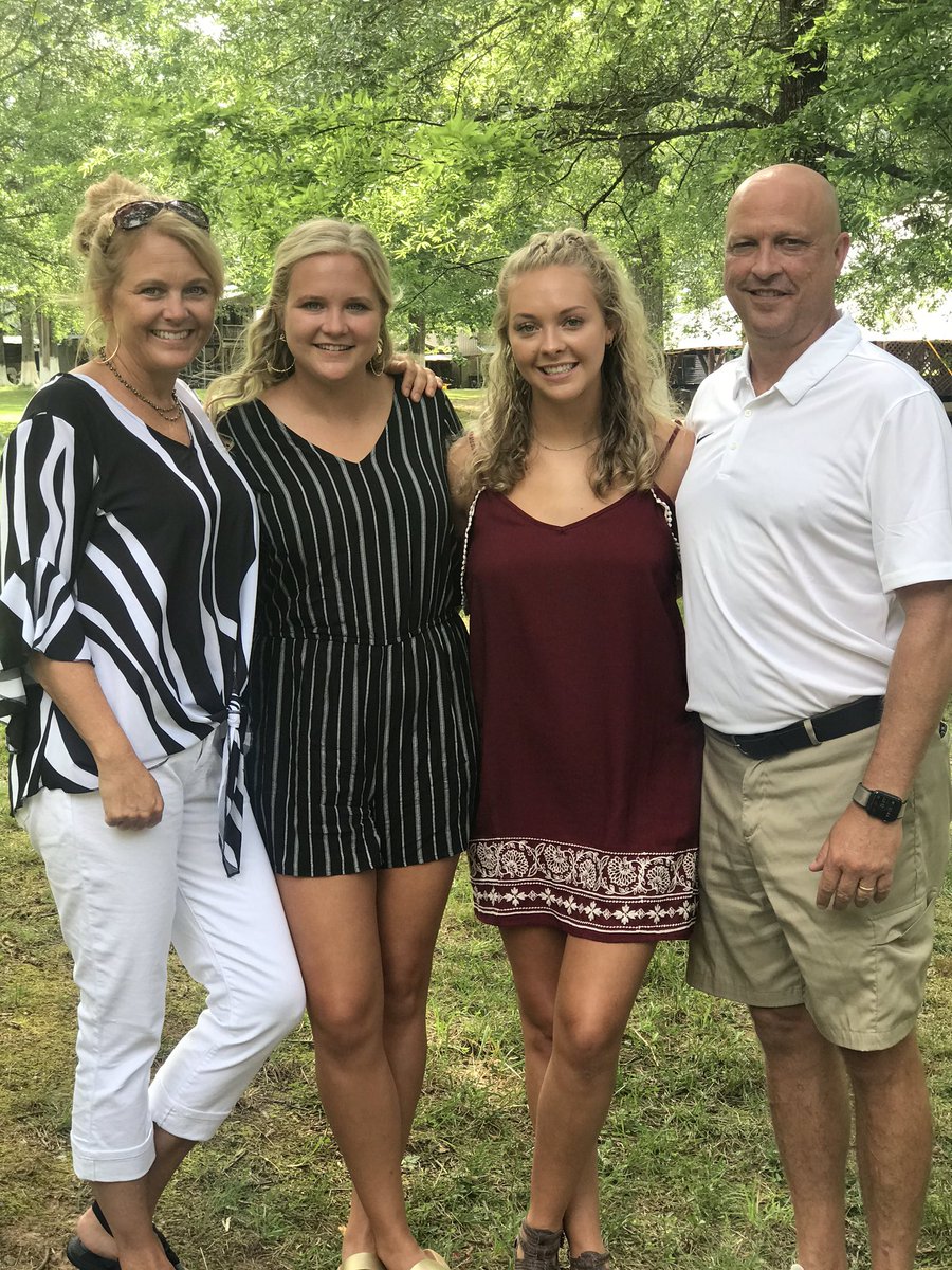 Chris Bennett tweet media