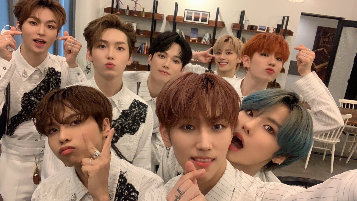 Dio the last in line 1984. Group last. Эласт группа участники. E'last группа. Group last.