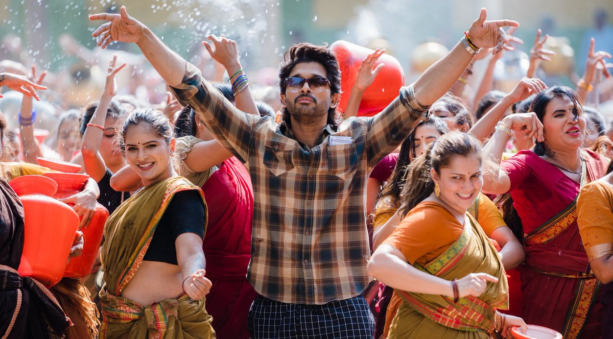 DineshV30300276's tweet photo. Set chestam records Ni 
1st 1M Trend For Movie Anniversary in INDIA 

1st 1M Trend For Actor Anniversary in TFI (2nd in IND) 

1st 1M Trend For YouTube Record in INDIA 

@alluarjun | #Pushpa 
#TFIFirst2MLikesBUTTABOMMA https://t.co/6pkjnnqLGt
