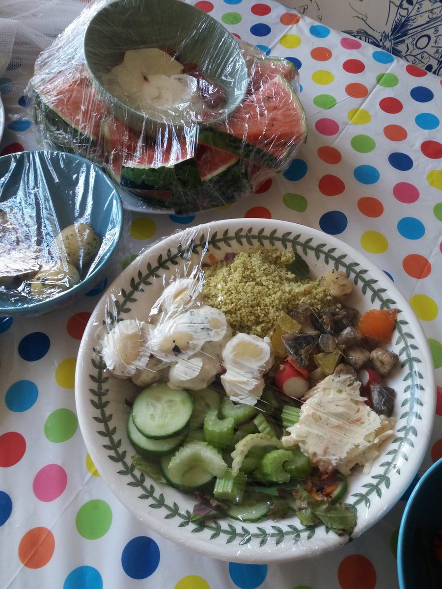 EmmaJanesLife's tweet photo. Can confirm I DEFINITELY over-catered on the BBQ!
๐๐
#BreakfastBBQ https://t.co/YgyeyY5eQV