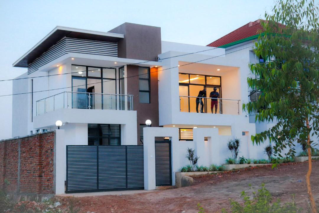 bigwijohn's tweet photo. Beauty seated in 20x15 plot for those who still think is a small plot.
#kigali #dreamhome #Rwanda #designthinking https://t.co/jGf0imaVRZ