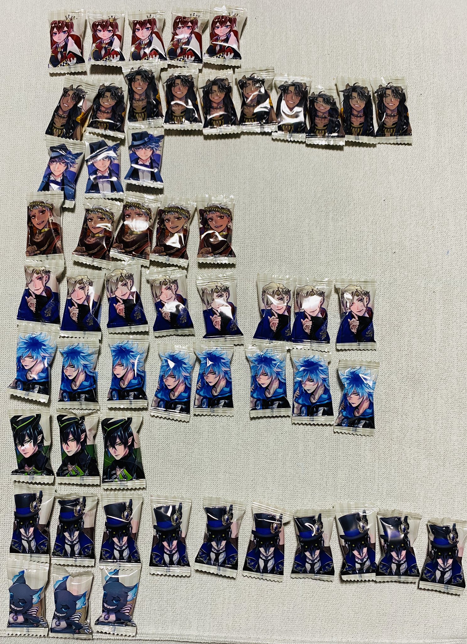 古田一紀 No Twitter ツイステのぷっちょあったから買った 並べてみた アズールとマレウスとグリムレアだな 古田一紀 No Twitter ツイステのぷっちょあったから買った 並べてみた アズールとマレウスとグリムレアだな