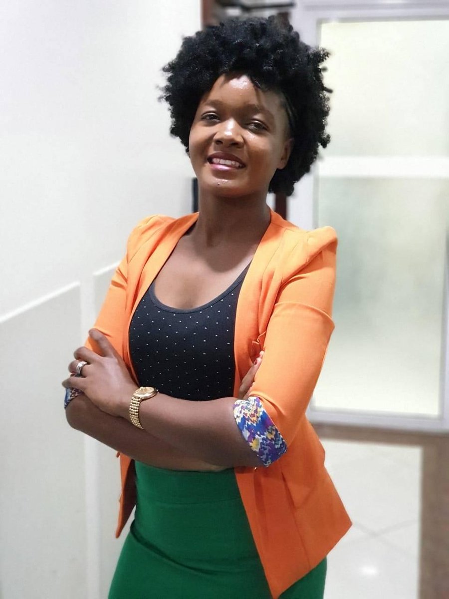 #ShangweNaUtukufu <a href="/MmboneMercy1/">Mmbone Mercy</a> Ni wakati wa kumshangilia Mungu kwa ukuu wake na kumrudishia shukran kwa anayotenda maishani mwetu . Karibu tubarikiwe Pamoja Hadi 6pm ndani ukiwa naye Mercy Mmbone . Unashangilia ukiwa wapi?