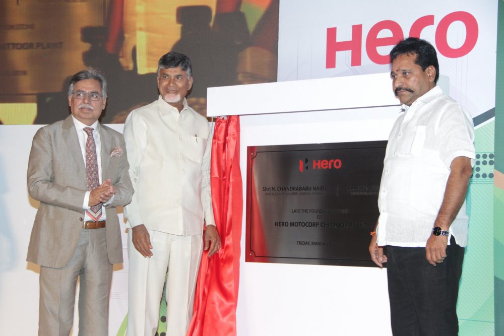 No 8Mr.Naidu Asked Munjal, CEO of Hero Motors for a meeting over dinner and flew to Mumbai to meet him and convinced him to set up the Hero Motors manufacturing unit in Andhra Pradesh.