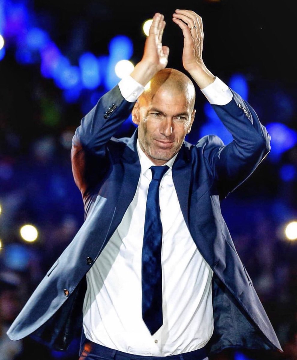 زيدان ..

“ أنا لست منزعجاً أو مندهشاً من الانتقادات التي وجهوها إلينا ، فـ ريال مدريد هو أهم ناد في التاريخ".

• اذا تحدث زيدان . . انتهى كل شيء.