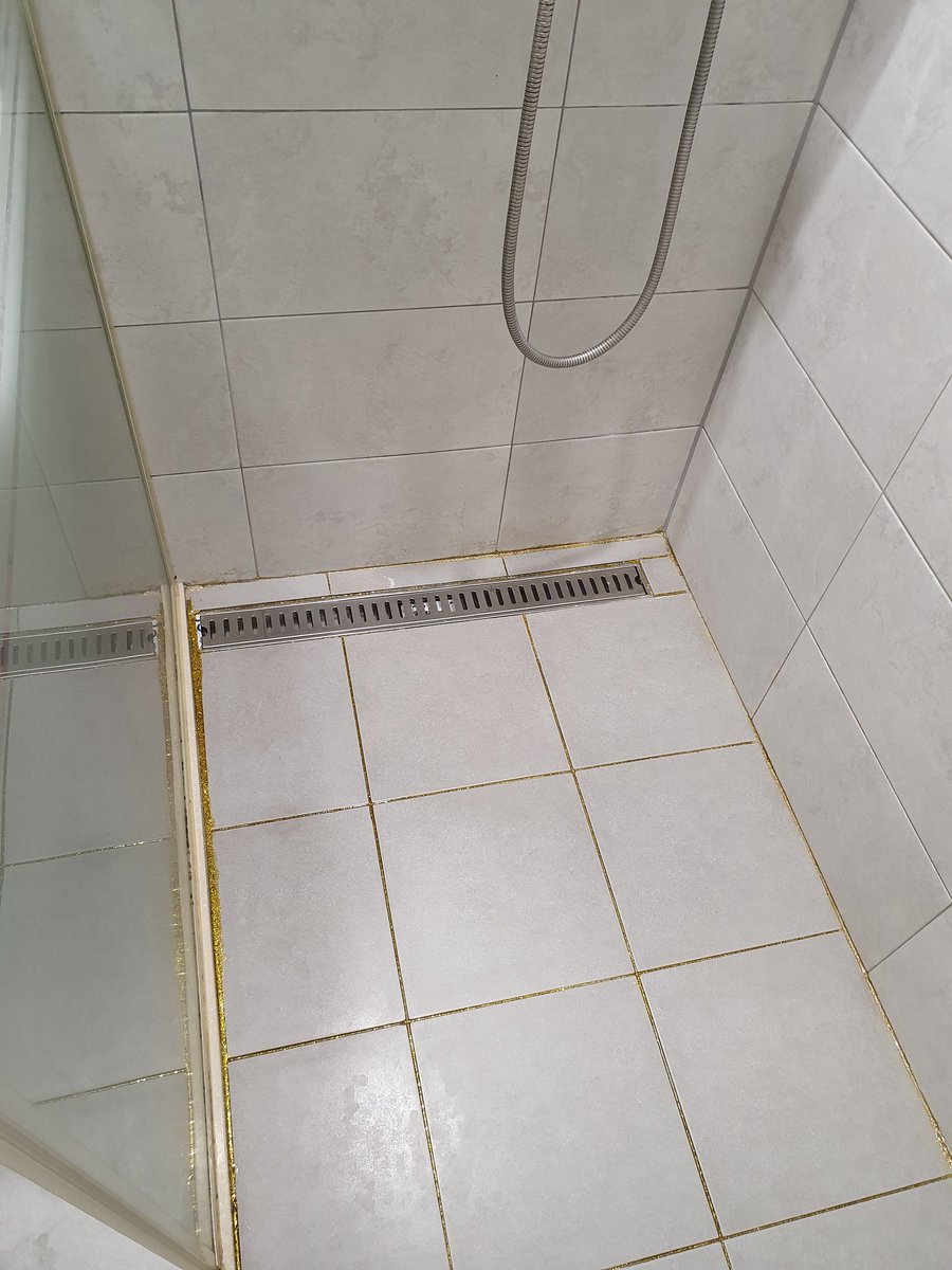 청소연구소에서 두번째 청소를 요청~~ 청소완료~~
 격주로 한번 하는데 깔끔하게 잘 하신다
이번에도 대만족 ㅎㅎ계속 신청할 예정이다~~ 청소연구소 번창하세요^^