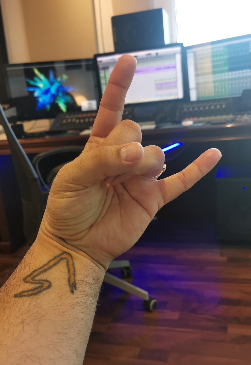 vinsinners's tweet photo. In the studio to finish off the vocals for our up coming track - 'Lockdown Lie' - so excited.
#lockdownlie #RT #newmusic https://t.co/JszuPX4Zpf