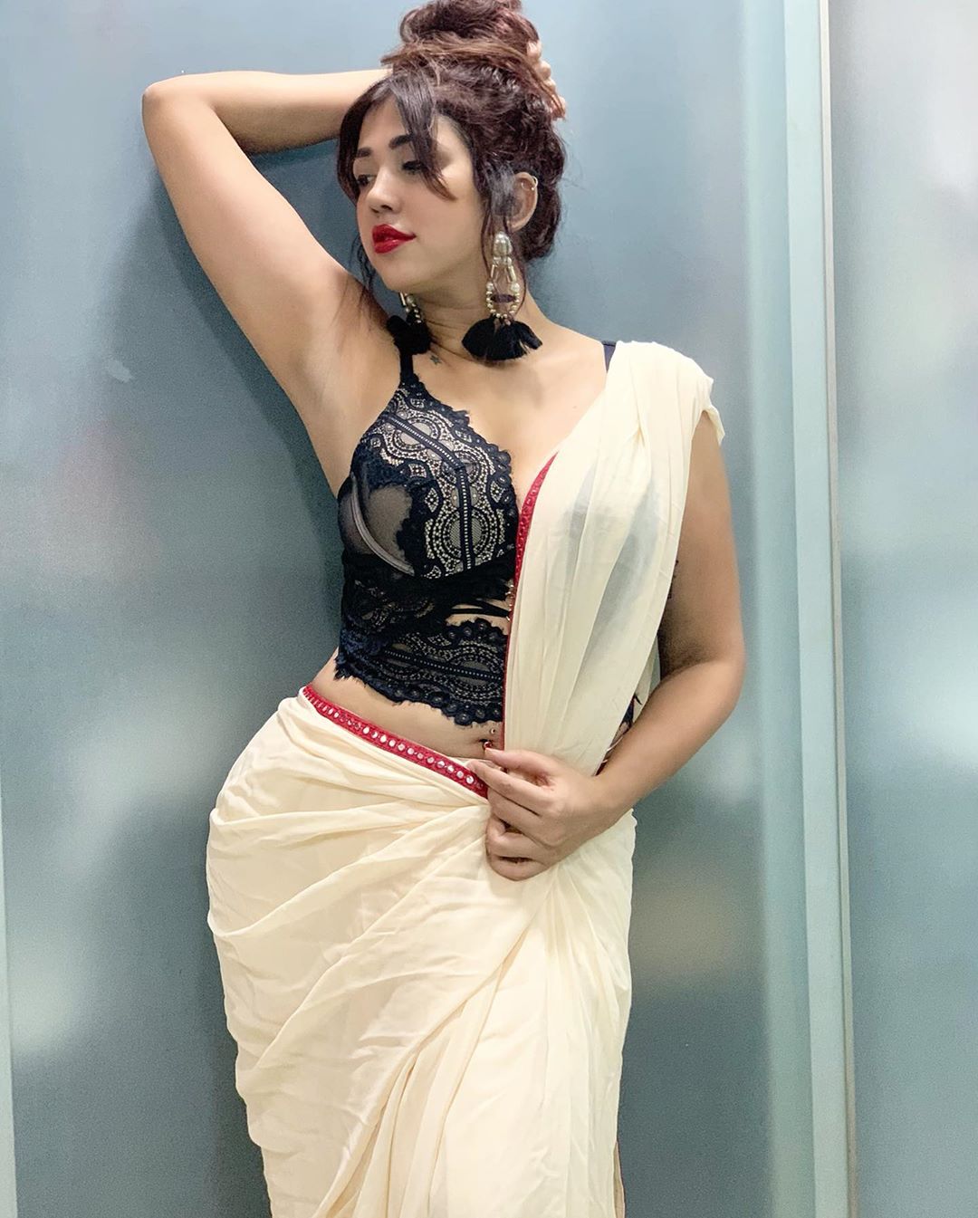 Ecu_1aMUEAAwNU0?format=jpg&name=large