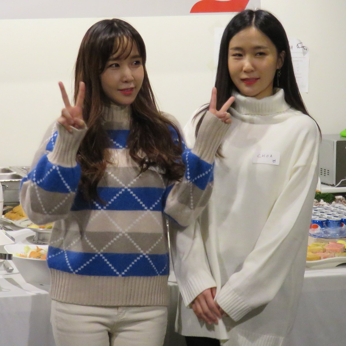 matrix136's tweet photo. @crayonpop 
사랑해요 허민진❤️  사랑해요 허민선❤️ 생일 축하해요! 🎂Happy Birthday Way! Happy Birthday Choa!
 #크레용팝 #웨이 #초아 #HappyBirthdaytoChoa2020 #HappyBirthdaytoWay2020 #HappyBirthdaytoChoaAndWay2020 #HappyChoaDay #HappyWayDay https://t.co/IowOnJVGp4