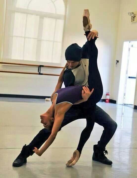 IAMJamena's tweet photo. @RooperPMarshall Celebrating AND Embracing...
En Pointe!✨💫✨

#AllUpInIT!!✨💫✨ https://t.co/LugVMGETcW