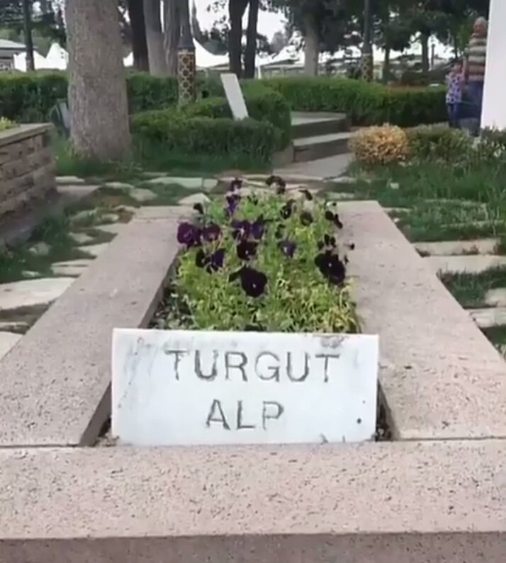 SafaaSedki's tweet photo. #savcibey
#Gündüzbey
#akcakocabey
#Turgutalp
#dirilisertugrul
#osmanbey https://t.co/IFTKbRaXNM