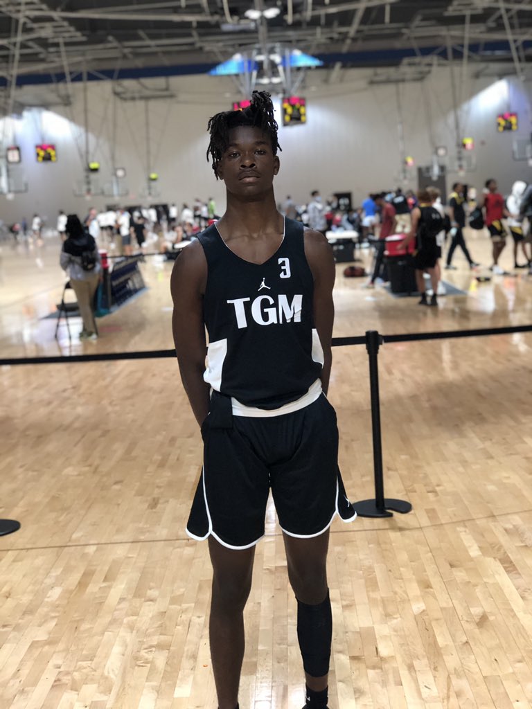 HypesouthMedia's tweet photo. @HypesouthMedia top players I watched @LakePointHoops #LPShowCase!
FRONTCOURT:
Will Shaver
Isaiah Nelson-Adoda
Kaleb Banks
WINGS:
Deuce Harper
Bobby Moore
Chance Moore
Kowacie Reeves Jr
RJ Godfrey
GUARDS:
RJ Noord
Miles Kelly
Sutton Smith
Seth Hubbard
Brody Peebles
Chris Cole https://t.co/SmhqNY7Jmh