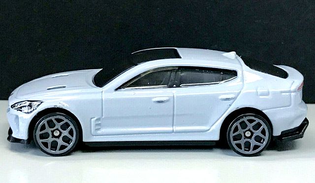 Hot Wheels 2020 Prototype '19 Kia Stinger GT 🤩👍