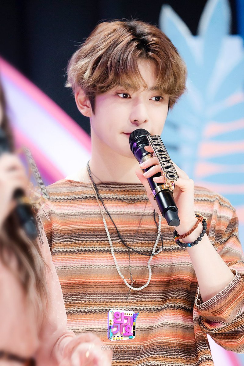 มุฉุ;-; tweet media