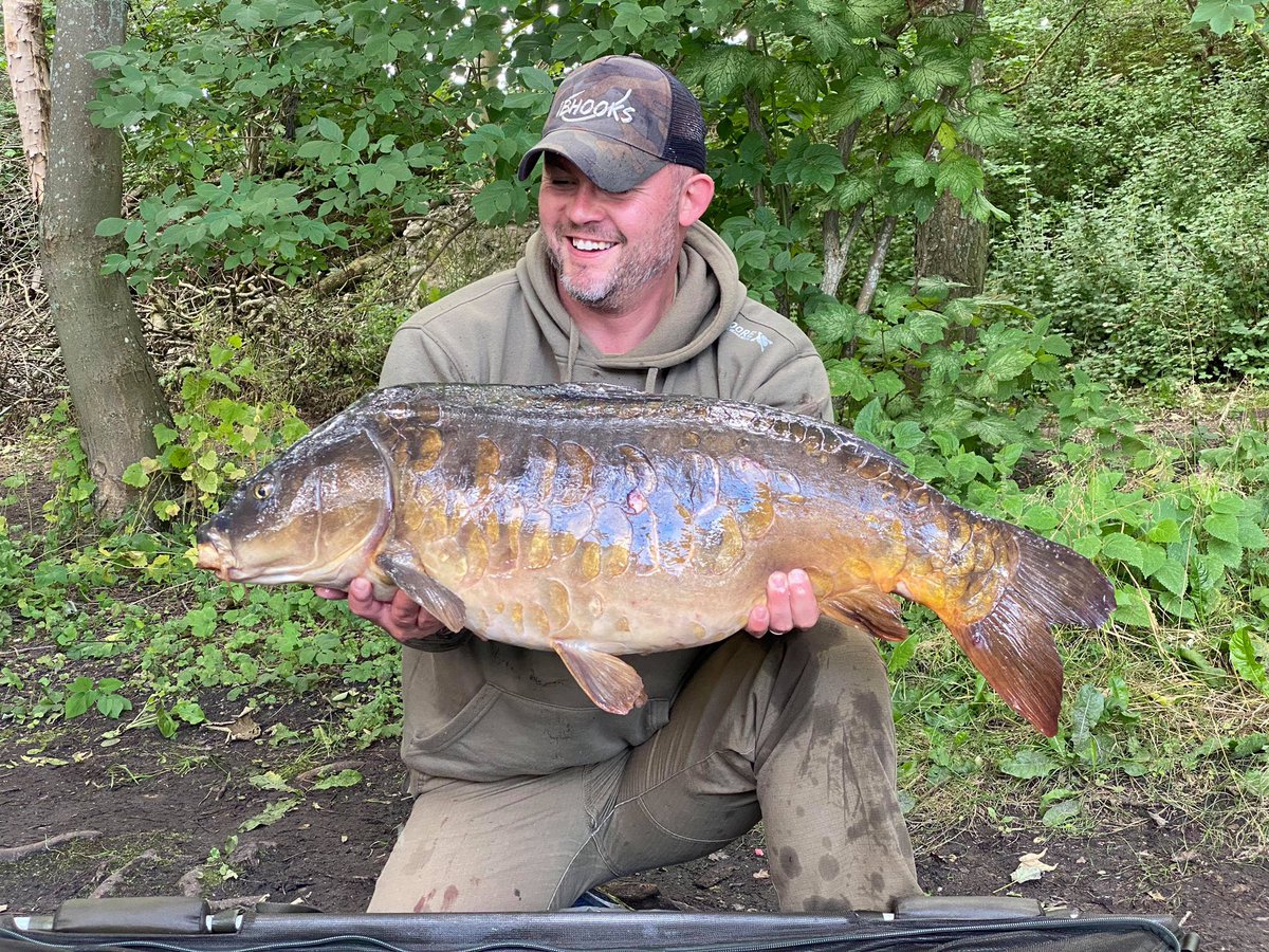 DanishBig's tweet photo. Great session for Mikkel, top fish at 31 lb 15 oz @ccmoore_baits @Trakker_Carp @ShimanoTribal @kudostackle #catchandrelease #danishbiggame #ibhooks #carpfreaks @mark_pitchers https://t.co/VDQjP6F3dK