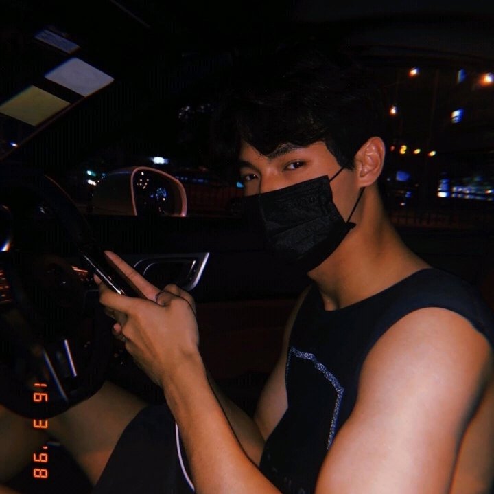 jjjjaychou's tweet photo. #日曜はカラフル 
私のベイビー @winmetawin 
🌟星がきれいだと言う人は、Winの目を見たことがないに違いない🌟 https://t.co/xSAdf9qs2L