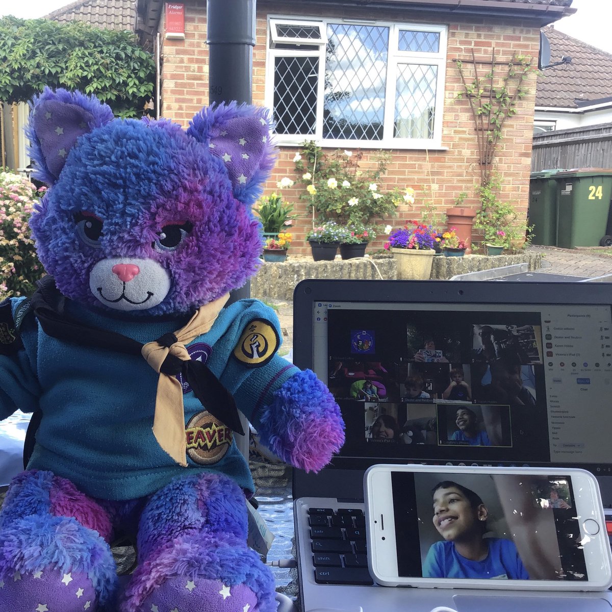 This was certainly an interesting sleepover! Great to see some of my Beavers and Cubs. Who else joined in #TGIWeekender ?