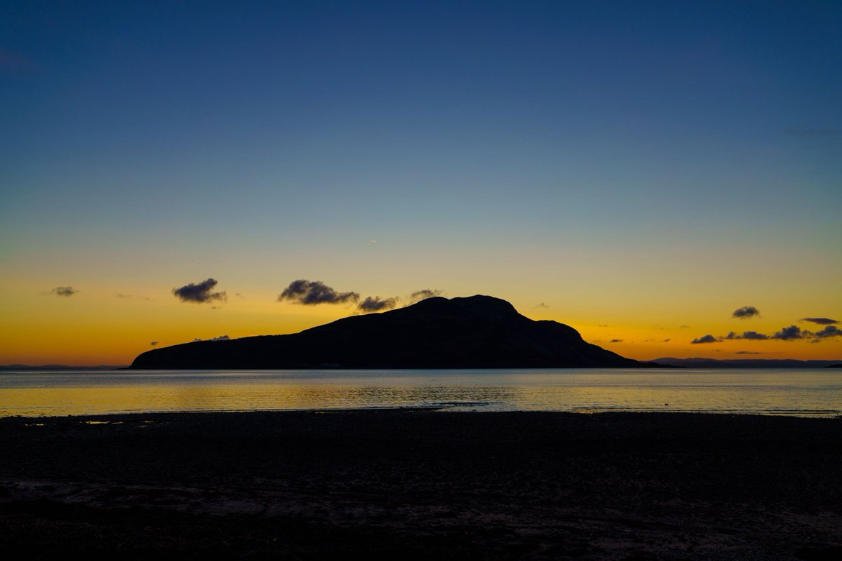 arranphoto's tweet photo. Sunrise was really rather special this morning https://t.co/fDocLjkaOg