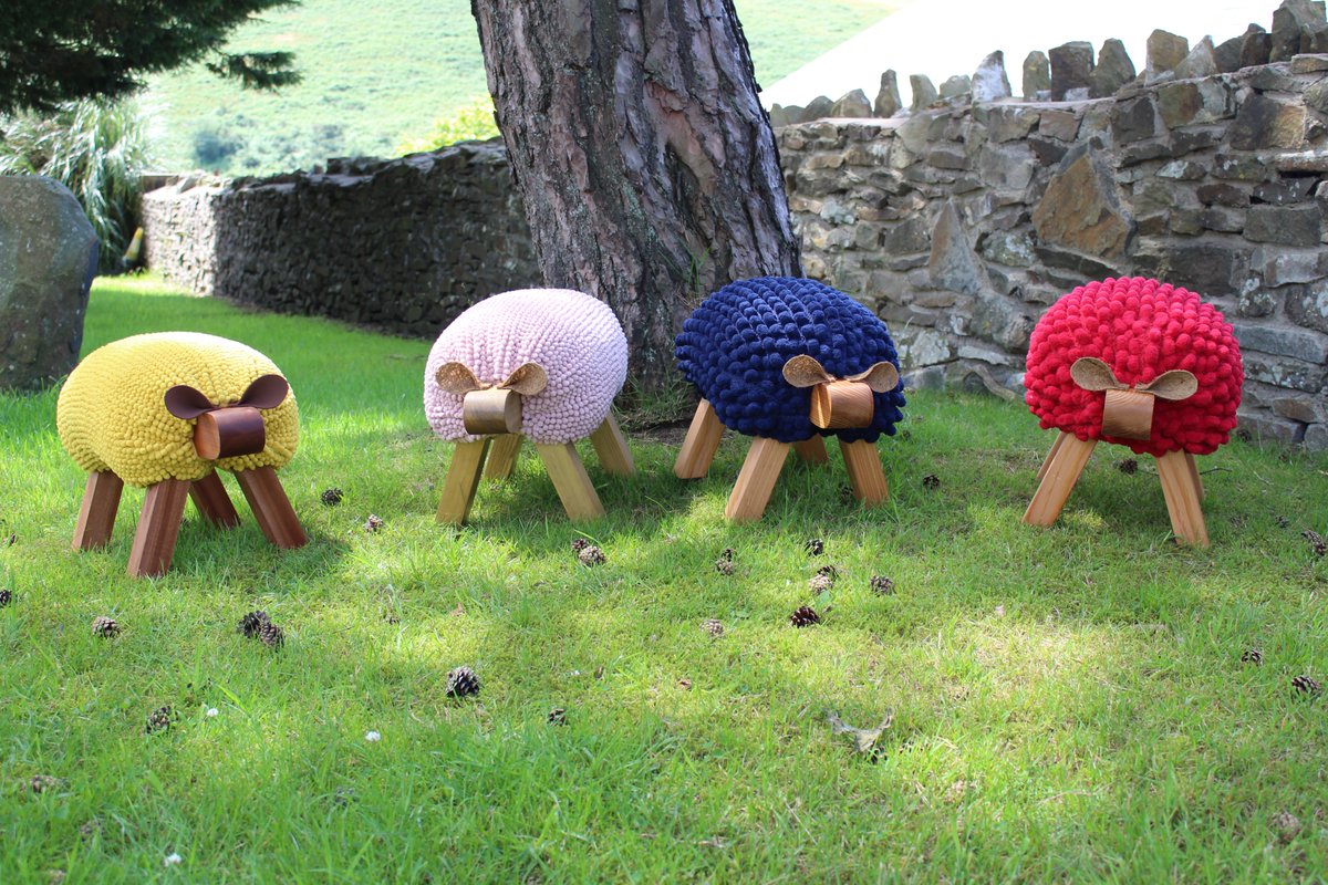 FarmFootstools's tweet photo. 🐏❤️🐑 We're happy to announce the launch of our bespoke footstools.

Please help us with a like, retweet and follow.

Keep an eye out for more photos and our first competition giveaway very soon. 🐑❤️🐏 https://t.co/VBSSwtch3C