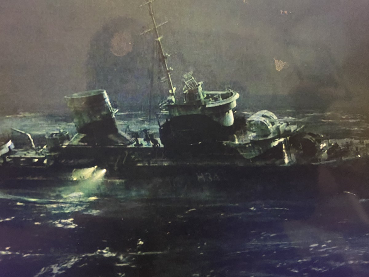 Armouredcarriers So Help Me Out Here In Greyhound We Meet Hms Eagle For A Few Frames As She Is Abandoned Four Twin Mounts Two Sets Of Torpedo Tubes Single Armouredcarriers So Help Me Out Here In Greyhound We Meet Hms Eagle For A Few Frames As She Is Abandoned Four Twin Mounts Two Sets Of Torpedo Tubes Single